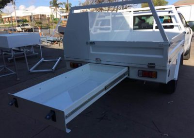 Custom build on a Ford Ranger for a solar installer - 8