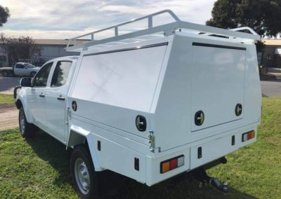 D-Max Tray and canopy setup - 3
