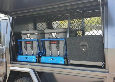 Land Cruiser Chassis mounted full aluminum canopy - 8