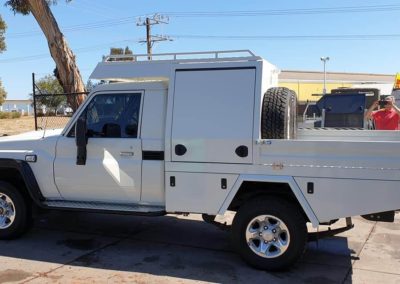 LandCruiser with Single cab Hd aluminium tray - 3