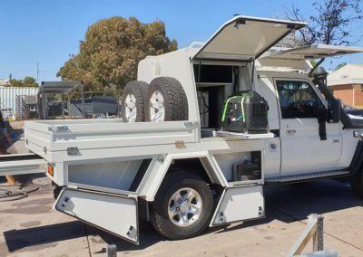 LandCruiser with Single cab Hd aluminium tray