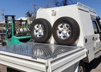 LandCruiser with Single cab Hd aluminium tray - 6