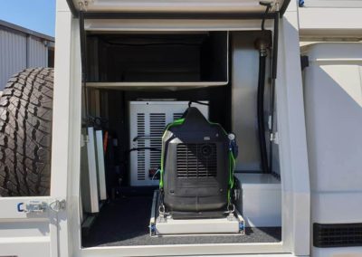 LandCruiser with Single cab Hd aluminium tray - 9