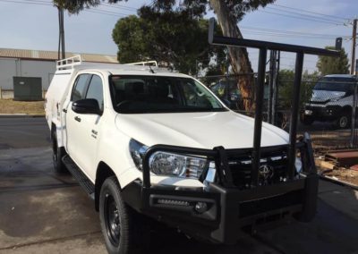 Toyota Hilux - Tray with Lift Off Canopy Setup