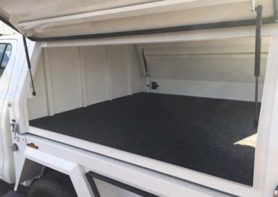 Toyota Hilux - Tray with Lift Off Canopy Setup - 6