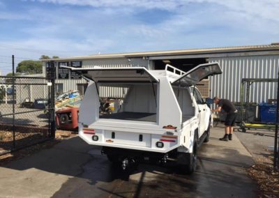 Toyota Hilux - Tray with Lift Off Canopy Setup - 7