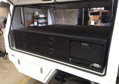 Toyota Hilux with a Drawer System - 8