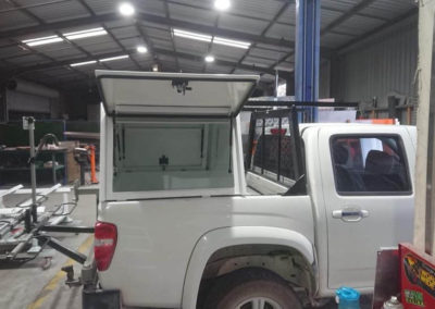 Tub Style Canopy Lift On Lift Off Unit - 3