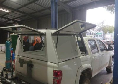 Tub Style Canopy Lift On Lift Off Unit - 6