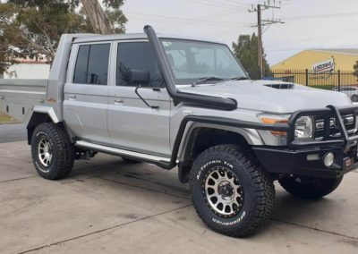 X2 under tray tool boxes - 4